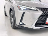 フォグランプ装着車です。暗い夜道の車両前方を明るく照らします
