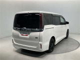 走りにこだわりながら収納力も持ち合わせたお車です。荷物を載せて軽快なドライブを楽しめますよ♪