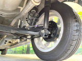 お車を安心してお乗りいただく為には、足回りの定期点検が欠かせません。サービスサポート(有償保証)では無料点検もご提供しており、安心のカーライフをお過ごしいただけるサポート体制が整っています。