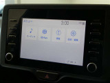 ディスプレイオーディオを装備。スマホとクルマをつなぐことで、これまでのナビに加えて、いろんなサービスが楽しめます。