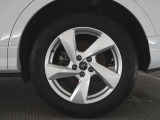 アウディ認定中古車の延長保証制度はお客様のご希望により、有償にて一年間延長することが可能です。 アウディの安心なカーライフをお約束します。  ※料金など詳細は販売店にお問い合わせください。