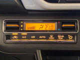 【オートエアコン】これなら車内温度を一定に保ちやすく過ごしやすいです。