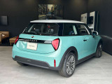 かわいいテールのデザインはほかの車にはない魅力があります。ひと目で&ldquo;MINI&rdquo;とわかるデザインです。