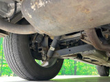 お車を安心してお乗りいただく為には、足回りの定期点検が欠かせません。サービスサポート(有償保証)では無料点検もご提供しており、安心のカーライフをお過ごしいただけるサポート体制が整っています。