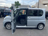 お車の状態は内外装共にとても綺麗な状態を保っておりますので私共でも自信を持ってお薦め出来る1台です!!