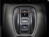 シフトはボタン操作となっており、直感的な操作性により、ドライバーの快適な運転を支援。P・N・Dは押す、Rは引くという人間の感覚にマッチした操作感です。
