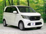 高透明度のガラス皮膜で撥水はもちろん、上質なツヤ・光沢を実現。紫外線や酸性雨から大切な愛車を保護し、色あせ・劣化を防止。「弾スプラッシュコート」、「弾プリミッサコート」からお選びいただけます。