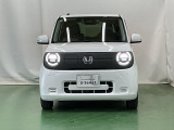 LEDヘッドライトを装備しています。LEDヘッドライトはとても明るく、雨の日や夜間走行も安全・安心です。オートライトコントロール付きで周囲の明るさに応じて自動で点灯・消灯します
