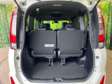 普段のお買い物や通勤、送迎等に十分な荷室スペースを確保しております。セカンドシートを倒すと、大きな荷物の積載も可能です♪