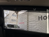 リア席はシェード付きでお子様も安心です!