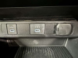 シガーソケット用の充電器が使用可能です!