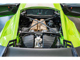 V10気筒自然吸気エンジン搭載