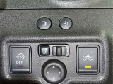 アイドリングストップ機能がついているので、停車時にエンジンを止めて燃料消費を抑えます。環境にもお財布に優しいですね♪