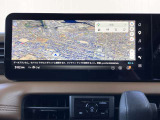 NissanConnectインフォテインメントシステム。(NissanConnectのご利用には別途お申し込みが必要となります)。詳しくはカーライフアドバイザーまでお問い合わせください。