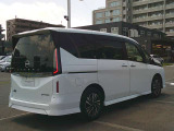 セレナ 1.4 e-POWER ハイウェイスターV 