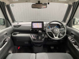 広々とした視界を体感できます。運転が楽しくなりますね。