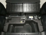 【車載工具】タイヤ交換には必需品ですね!万が一に役立つ工具です。緊急時に備え、使い方をしっかり覚えておきましょう。