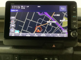 ナビゲーションはフルセグTV、インターナビ対応のGathers純正メモリーナビを搭載しています。Bluetoothオーディオ機能がありますので、スマートフォンなどの音楽も再生できます。