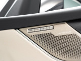 MERIDIANは英国のプレミアムオーディオブランドです。重低音から高音域までしっかりと再現でき、コンサートのような臨場感溢れる音響空間を実現します。どうぞ店頭にてご体感ください。