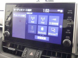 【オーディオ選択画面】AM/FMの切替や、交通情報もこちらの画面から選択できます。