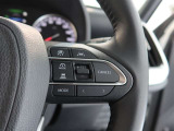 レーダークルーズコントロール(全車速追従機能付)付きです。車速に応じて追従支援してくれるので、ロングドライブも快適です。詳細は販売店スタッフまでおたずねください。
