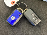 スマートキー2本付き 後席左側スライドドアはスマートキーの遠隔操作でドアの開閉が可能です。