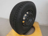 R6年式冬タイヤ195/65R15ブリヂストン製です。