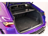 Wiper blades with integrated nozzles