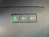 【eコンスイッチ】低燃費運転をサポートするECONモード。スイッチをONすると、エンジンやトランスミッション、A/Cなどを協調制御し、燃費の向上に貢献。エコドライブの効果を高めます。