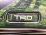 【TRDエアロ】人気のTRDエアロを装備!クルマの外観がよりスタイリッシュになり、街中で存在感あふれる1台に♪将来買い替える時にもリセールに影響しやすく、価値ある人気の装備です!