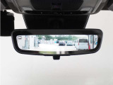 ◆アドバンスドルームミラー◆後席の同乗者や荷物で視界が狭くなる時や、雨天時、夜間、夕暮れ時でもクリアで広い後方視界を確保し、走行時の安全運転をサポートします。