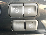 【駐車支援システム】駐車スペースを検知し、スムーズな駐車をアシスト。狭いスペースへの駐車など、駐車に自信の無い方におすすめの機能です♪