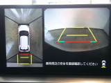 バックモニター付き。 車両後方の映像が画面に表示されるので、車庫入れが苦手な人も安心です。ただし、目視確認もお忘れなくお願いいたします。