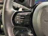 ステアリングにオーディオ操作スイッチが付いています。オーディオ画面に直接タッチしなくても操作が出来ますので、運転に集中できます。