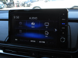 ナビゲーションは純正メモリーナビ(VXU-227DYi)を装着しております。AM、FM、CD、DVD再生、Bluetooth、音楽録音再生、フルセグTVがご使用いただけます。