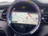 BMW/MINIを熟知したメカニックによる100項目の点検・整備を行います。不具合箇所、交換時期に達している部品に関しましては、全て当社負担で交換してからのご納車となります。