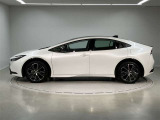 納車前に当社メカニックによる『プロの視点』で、お車を安全かつ安心して気持ち良くお乗り頂くために●エンジンオイル●オイルフィルターを新品に交換して納車します!無料TEL0078-6003-269666