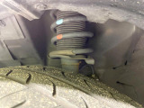 お車を安心してお乗りいただく為には、足回りの定期点検が欠かせません。サービスサポート(有償保証)では無料点検もご提供しており、安心のカーライフをお過ごしいただけるサポート体制が整っています。