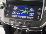 使いやすさや安全性を追求したステアリング周り!高級車ゆえにスイッチ類が多いのも特徴ですね!考え尽くされた配置ですぐに使いこなす事が出来ますのでご安心下さい!是非、体感してみて下さい!!