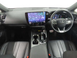 納車前にレクサスボディーコートをお勧めさせていただいております。CPOとCPO外車両がございますので、詳しくはスタッフまでお問い合わせください。