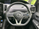 【ステアリングスイッチ】運転中、前方から目線をそらすことなく、オーディオ等の操作が可能な便利機能!安心&快適なドライブを演出してくれます♪