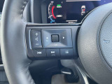 ナビの音量調整やメーターの画面を操作可能です!片手で操作できるので運転中でも安全です!