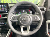 【ステアリングスイッチ】運転中、前方から目線をそらすことなく、オーディオ等の操作が可能な便利機能!安心&快適なドライブを演出してくれます♪