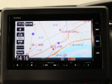 【純正ナビゲーション】使いやすいナビ操作にオーディオ機能も充実!Bluetooth接続で運転中のハンズフリー電話や好みの音楽を車内に流す事が出来ます。ラインナップや車種に応じて豊富な機能が使用可能♪