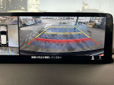 【バックカメラ】運転席から画面上で安全確認ができます。駐車が苦手な方にもオススメな便利機能です。