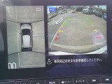 空から見下ろすような視点で、スムーズな駐車と安全確認をサポートする「アラウンドビューモニター」付です。