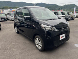 私たちは販売だけのお店では ありません。ご購入後のメンテナンスや車検、もしもの事故の際の対応など、お客様を末永くサポートさせていただくために『近隣のお客様限定』でお車をご案内させていただいております。