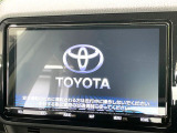 【大画面ナビ】人気の大型9インチナビを装備。存在感のある大画面はインパクト大!ナビ利用時のマップ表示は見やすく、テレビやDVDは臨場感がアップ!いつものドライブがグッと楽しくなります♪