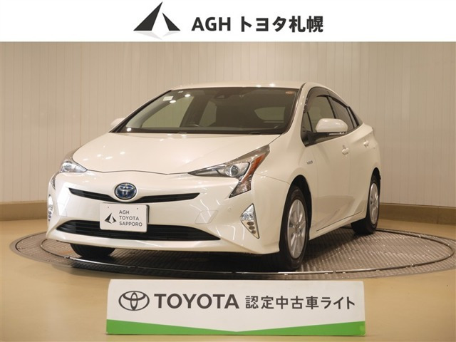 トヨタ プリウス 