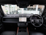 ディフェンダー 110 X ダイナミック HSE 3.0L D300 ディーゼル 4WD 